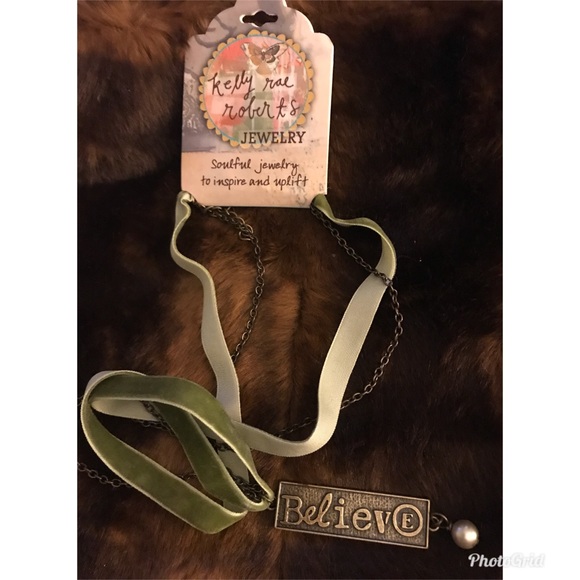 NEW KELLY RAE ROBERTS RIBBON BELIEVE NECKLACE - Picture 4 of 4